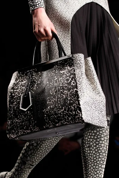 Look 94